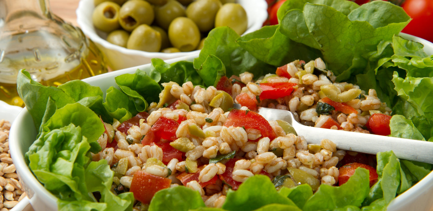 Spelt salad with Mediterranean pesto